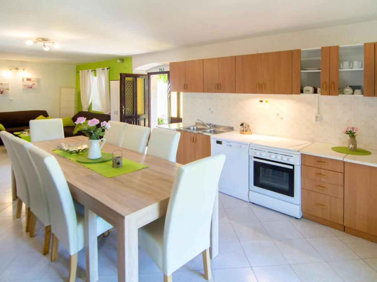 Holiday Home Sara - Prc136 By Interhome 포레치 외부 사진